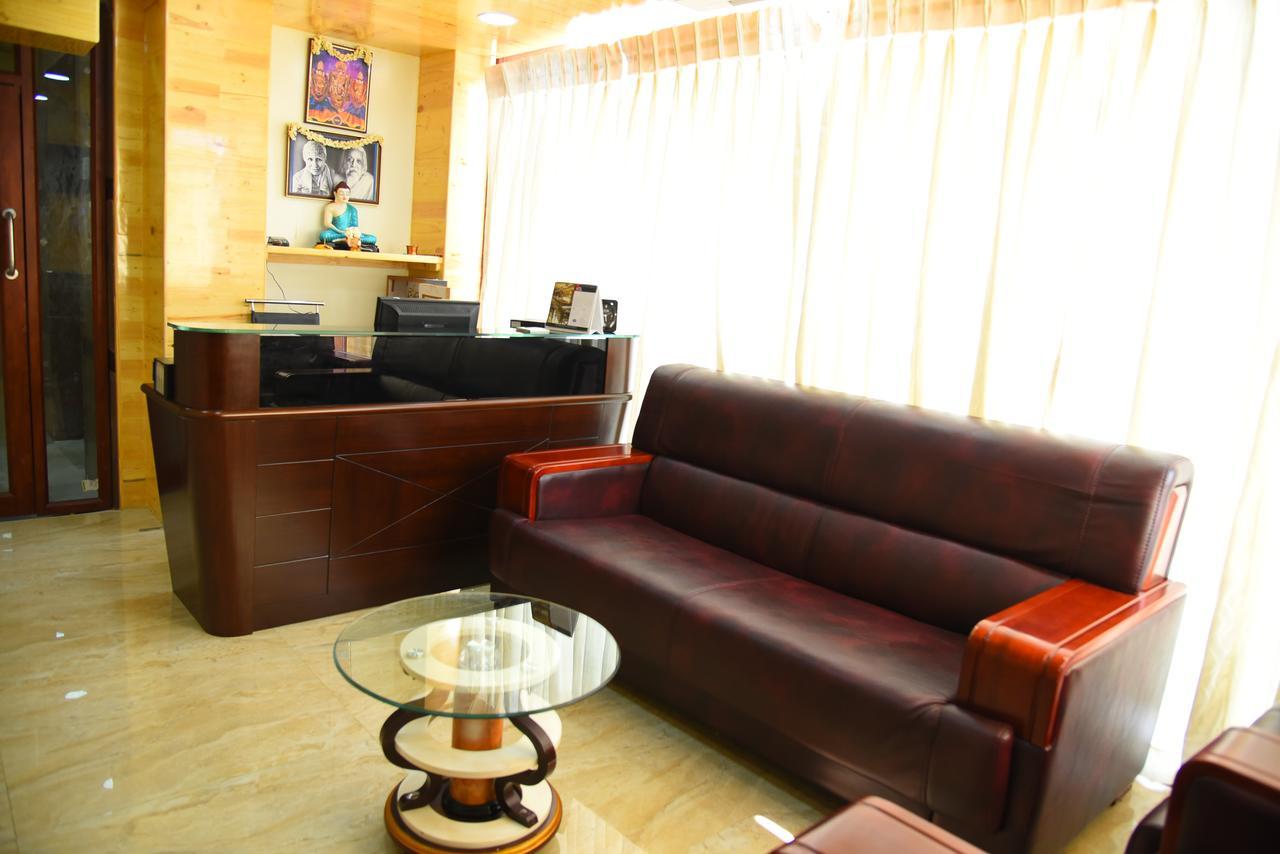 King Park Hotel Pondicherry Exterior photo